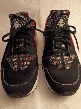 NIKE Just Do It Air Huarache Black And Orange Slip On Sneakers Men's Sz 8.5.